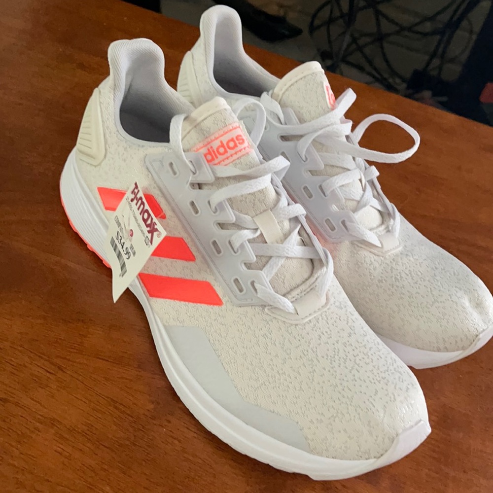 💥Brand New💥 Adidas Duramo